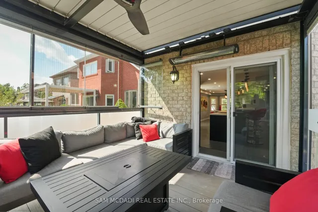 Additional image 26 of 385 Turnberry Cres
