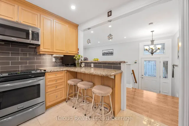 Additional image 10 of 52 Kimbark Dr