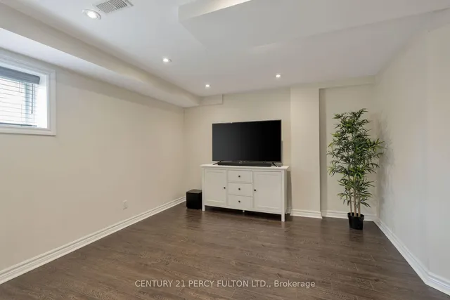 Additional image 37 of 202 Sky Harbour Dr