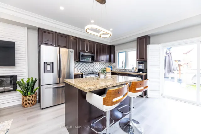 Additional image 8 of 16 Brussels Ave