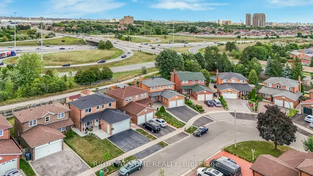 Additional image 45 of 4024 Longo Circ