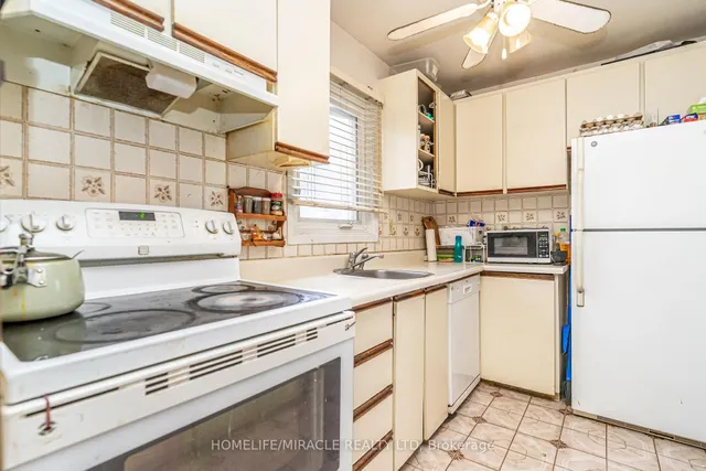 Additional image 11 of 5 Holmcrest Crt