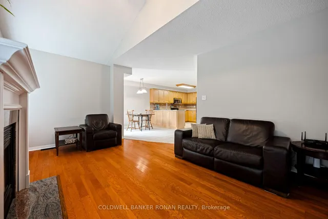 Additional image 23 of 44 Baccarat Cres