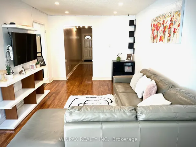 Additional image 7 of 800 Constellation Dr Unit 13