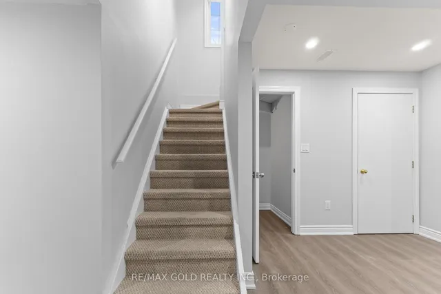 Additional image 37 of 2 Helman Rd