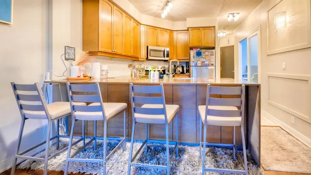 Additional image 13 of 80 Absolute Ave Unit 404