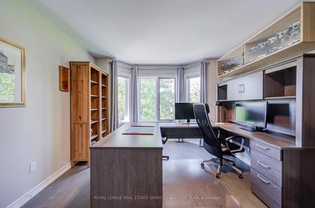 Additional image 30 of 1378 Bayshire Dr