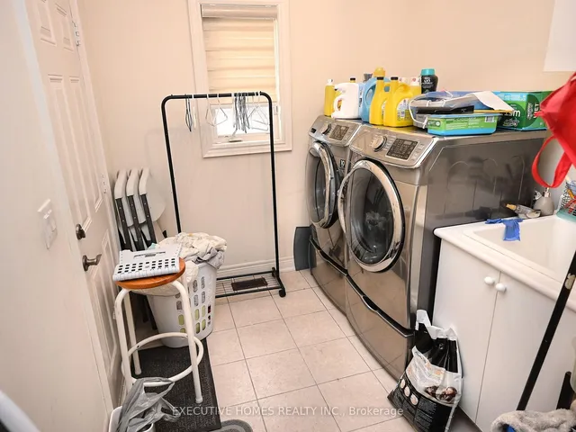 Additional image 20 of 55 Apple Valley Way