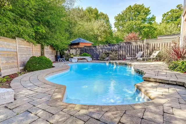 Additional image 43 of 27 Morrison Creek Cres