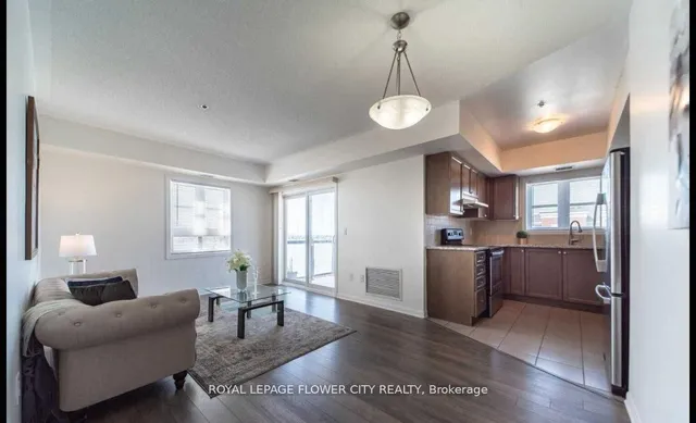 Additional image 3 of 70 Baycliffe Cres Unit 303