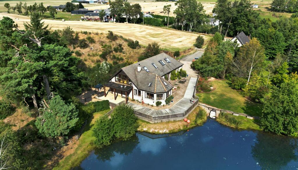 Property image for Lochside Lodge, Glenesk, Turriff, AB53