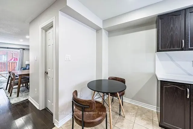 Additional image 6 of 65 Spadina Rd