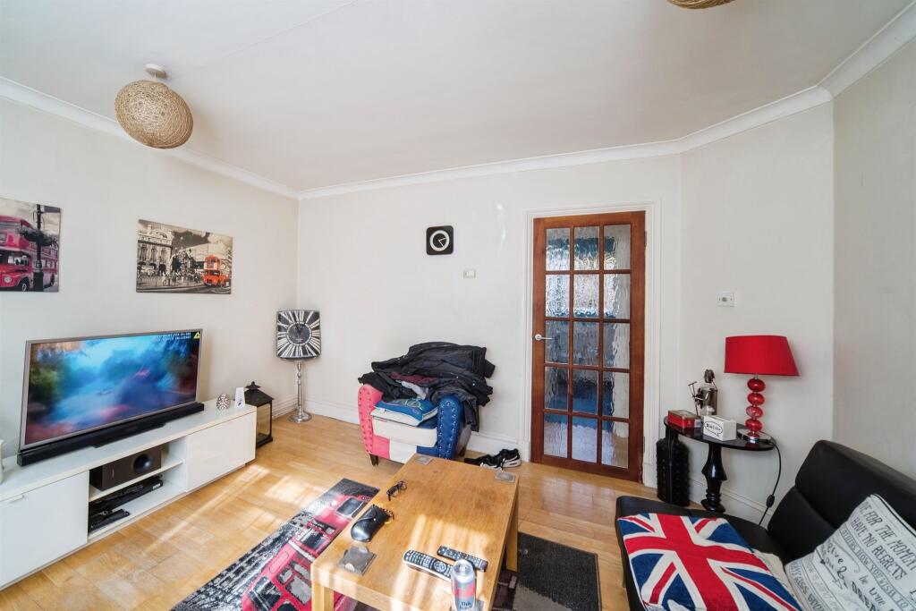 Additional image 5 of St. Lawrence Way, Bricket Wood, St. Albans