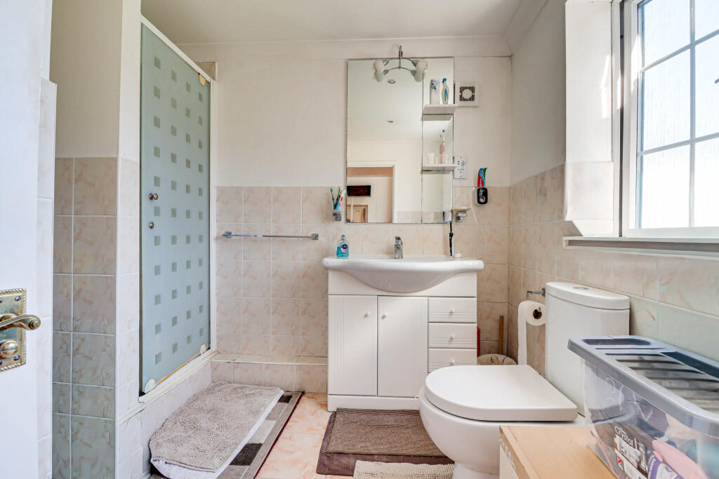 Additional image 9 of Admirals Walk, St. Albans, Hertfordshire, AL1