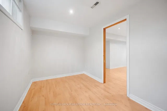 Additional image 34 of 8 Poinsettia Pl