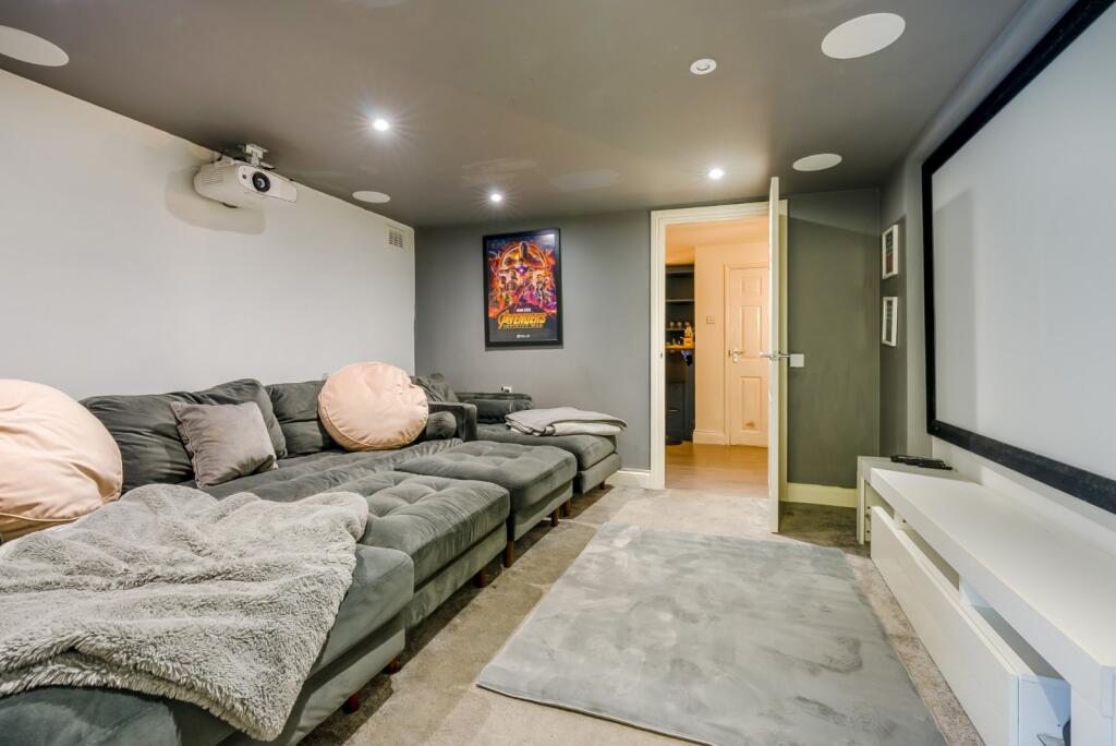 Additional image 45 of Radlett Road, Frogmore, St. Albans, Hertfordshire