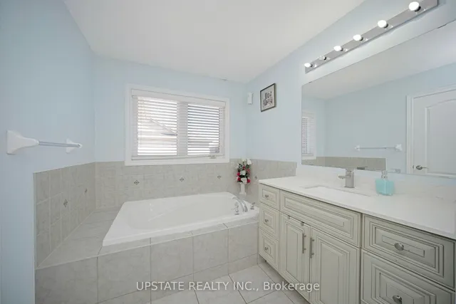 Additional image 23 of 37 Mission Ridge Tr