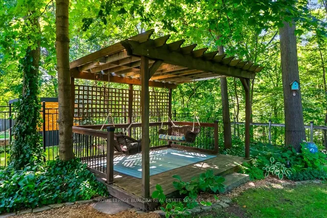 Additional image 42 of 1318 Hillview Cres