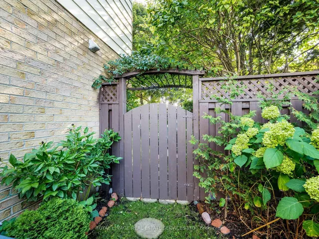 Additional image 38 of 77 Martindale Cres