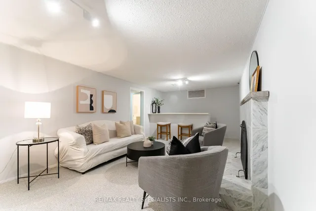 Additional image 30 of 2252 Upper Middle Rd Unit 6