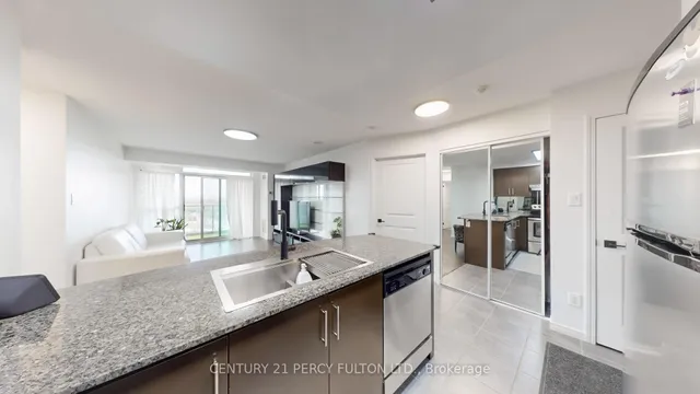 Additional image 16 of 9 George St Unit 1612