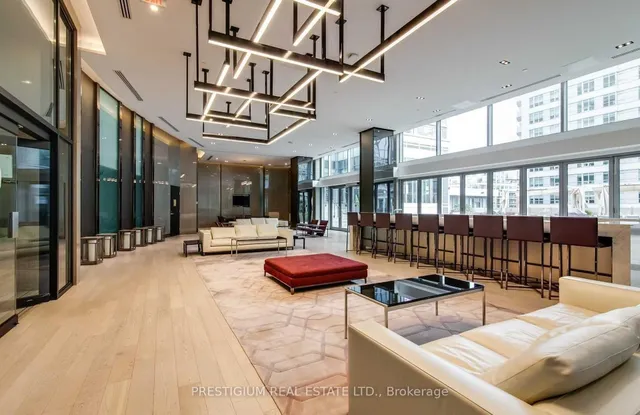 Additional image 24 of 98 Lillian St Unit 314