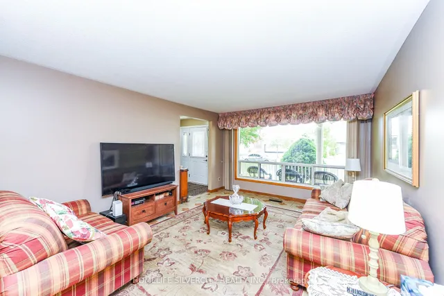 Additional image 9 of 3350 Lehigh Cres