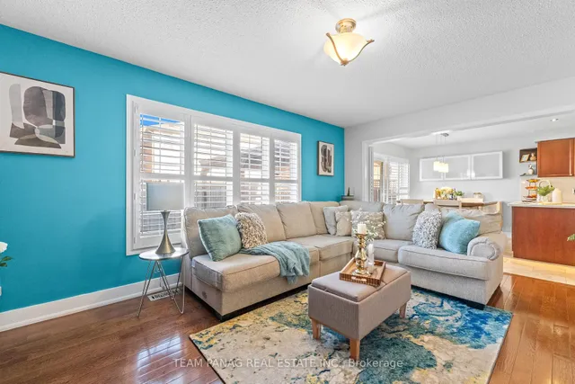 Additional image 13 of 22 Coachlight Cres