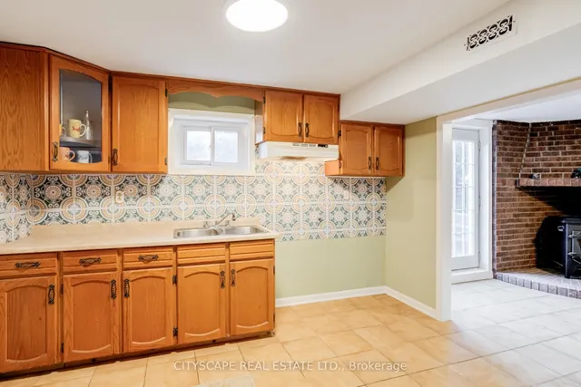 Additional image 30 of 22 Jade Cres