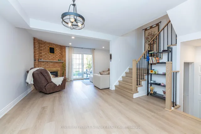 Additional image 12 of 365 Tailfeather Cres Unit 30