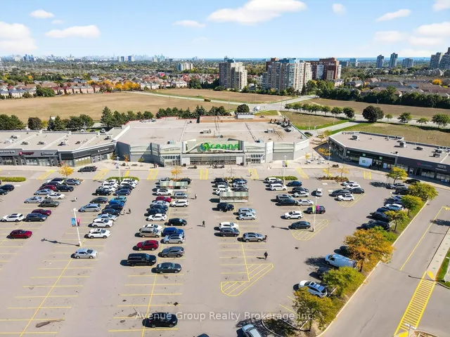 Additional image 39 of 50 Eglinton Ave Unit 1807