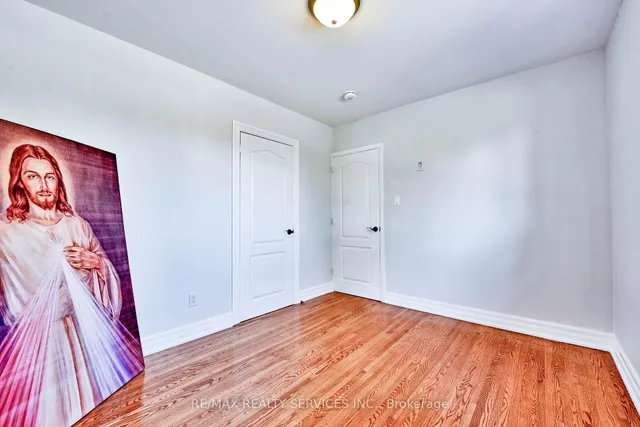 Additional image 18 of 23 Windermere Crt
