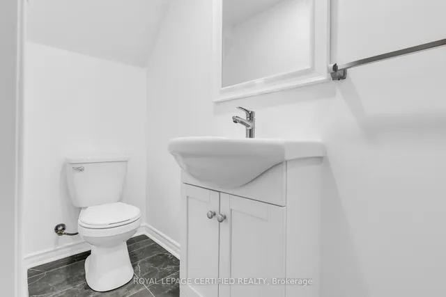 Additional image 39 of 398 Aspendale Cres