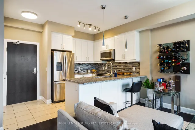 Additional image 9 of 272 Georgian Dr Unit 306