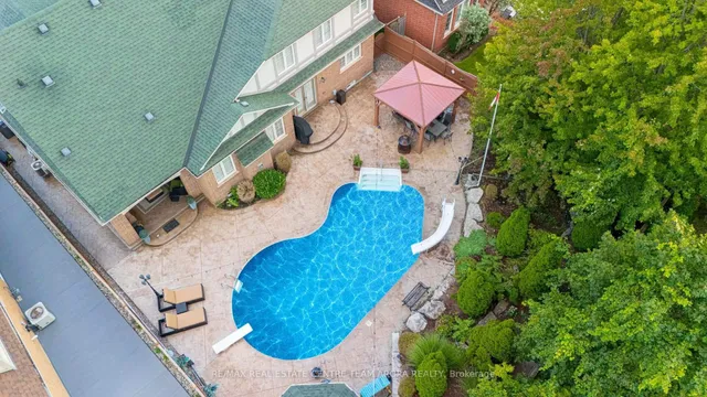 Additional image 45 of 77 Links Lane