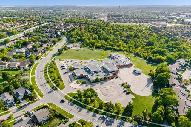 Additional image 43 of 73 Blackthorn Lane