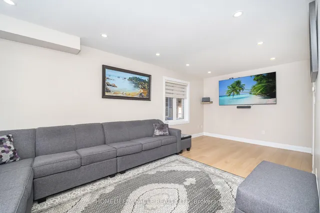 Additional image 17 of 8 Twin Pines Cres