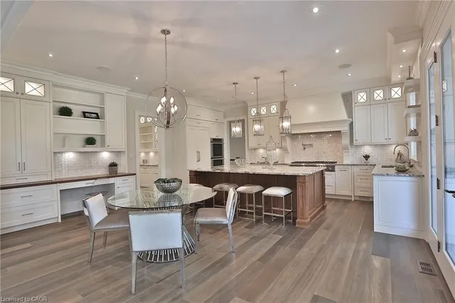 Additional image 11 of 482 Morrison Rd