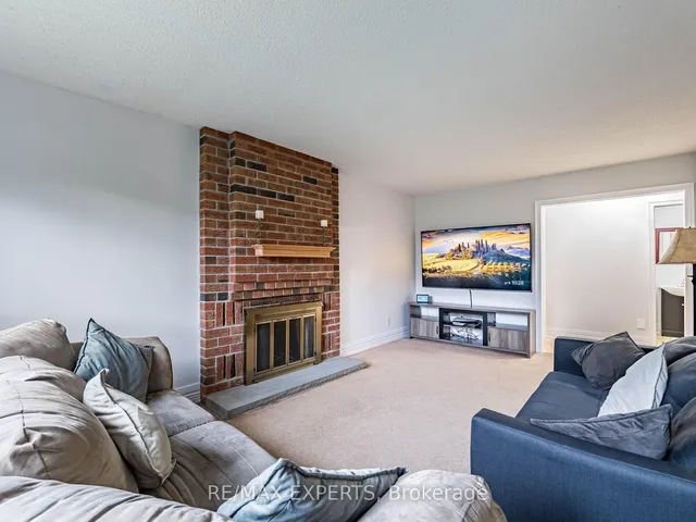 Additional image 23 of 33 Nipissing Cres