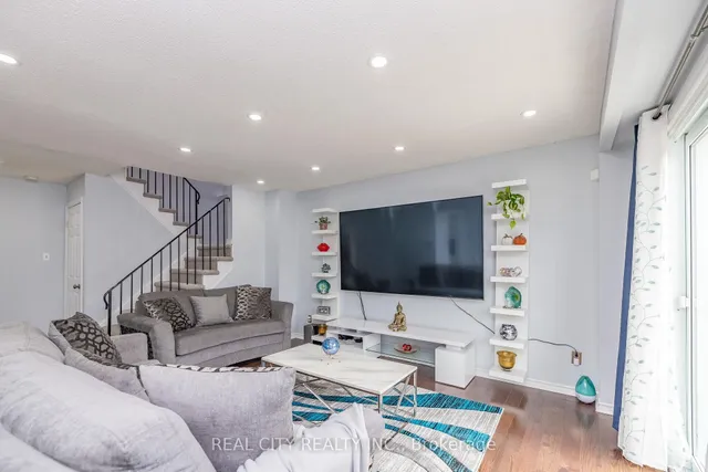 Additional image 11 of 70 Majestic Cres