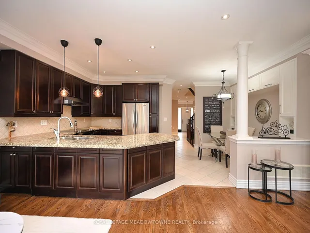 Additional image 10 of 2378 Wasaga Dr