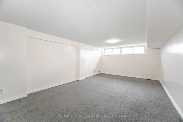 Additional image 36 of 36 Autumn Blvd