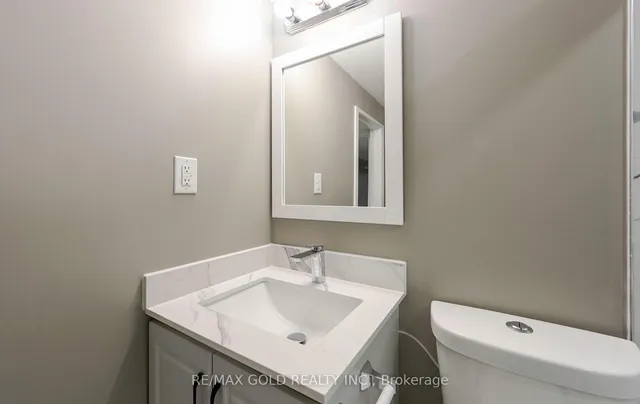 Additional image 42 of 11 Huronia Crt