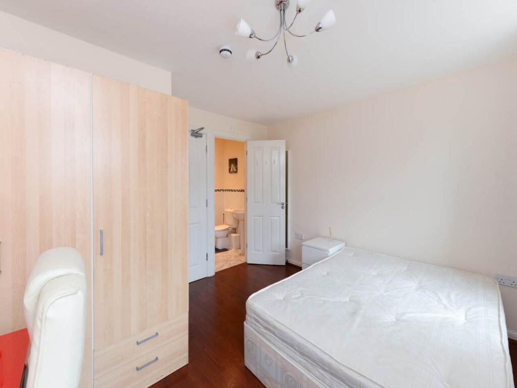 Additional image 17 of The Runway, Hatfield, Hertfordshire