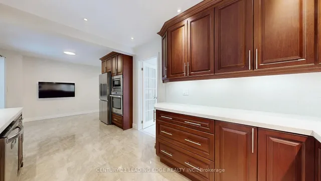 Additional image 10 of 10 VIVALDI Cres