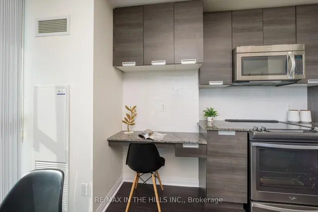 Additional image 13 of 55 Eglinton Ave Unit 2007