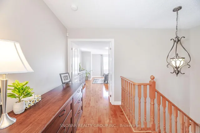 Additional image 16 of 1124 Knotty Pine Grve