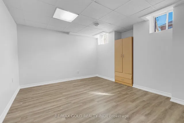 Additional image 37 of 48 Fountainview Way