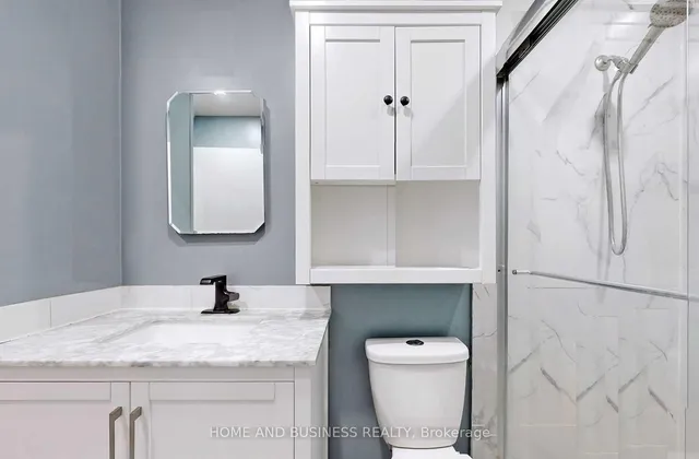 Additional image 12 of 31 Greenleaf Cres