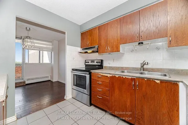 Additional image 15 of 2301 Derry Rd Unit 707